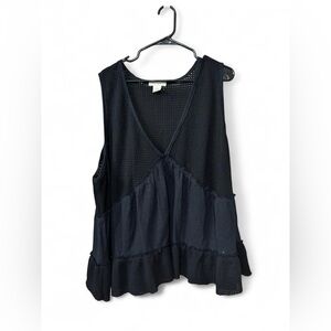 Torrid 4 XL Black Sleeveless Women's Top